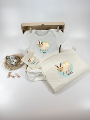 Kidilia Koç Burcu Tasarımlı %100 Pamuklu Kısa Kollu Bebek Body ve Ham Keseli Hediye Seti