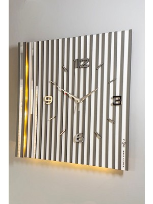 PremiumPort Modern 48X48CM Işıklı Pilli LED Duvar Saati, Şık ve Sessiz Tasarım