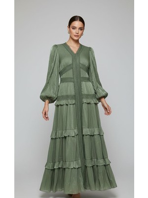 Rabiossa Kadın Katlı Etekli Dantel Şeritli V Yaka Uzun Elbise