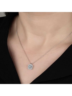 Fumeyabi Swarovski Taşlı Gümüş Tektaş Bayan Kolye