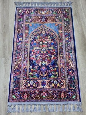 Dokuma Taban Örgü Püsküleri ve Ipek Kadar Yumuşak Yüzeyiyle Bambu Seccade Namazlık 80X125 cm
