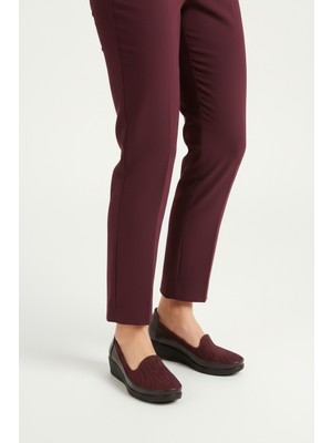 Gönbeler Siyah Streç Detaylı Tam Ortopedik Tabanlı Kadın Dolgu Topuklu Ayakkabı - 5 cm Hafif Rahat Ofis ve Günlük Model