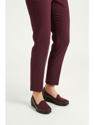 Gönbeler Siyah Streç Detaylı Tam Ortopedik Tabanlı Kadın Dolgu Topuklu Ayakkabı - 5 cm Hafif Rahat Ofis ve Günlük Model