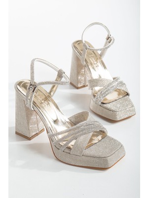 Miss Zülüf Kadın Taş Bieli Simli Malzeme Topuklu Sandalet