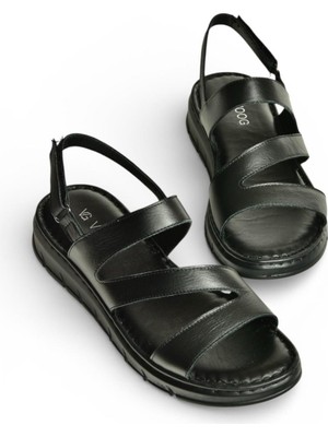 Fox Shoes Y555530403 Siyah Hakiki Deri Kadın Sandalet