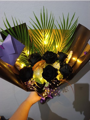 Ceku Home Tasarım Siyah Kadife Gül ve Çeşitli Çiçekli Işıklı Buket Sevgililer Günü Hediyesi