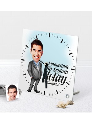 PremiumPort Kişiye Özel Yetişmiyor Karikatürlü Kare Cam Masaüstü Saat