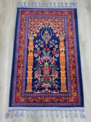 Prayer Rug Dokuma Taban Örgü Püsküleri ve Ipek Kadar Yumuşak Yüzeyiyle Bambu Seccade Namazlık 80X125 cm