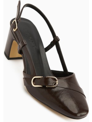 Limoya Judy Kahve Metal Tokalı Küt Burun Topuklu Kadın Ayakkabı