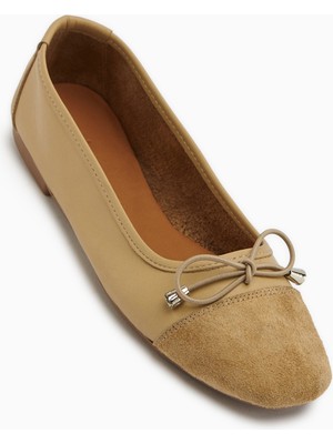 Limoya Anjela Hakiki Deri Bej Fiyonk Detaylı Kadın Babet Ayakkabı