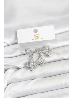 VeraGlobe Buğz Pirinç Gümüş Renk Yonca Model Ysx Trio Küpe Seti