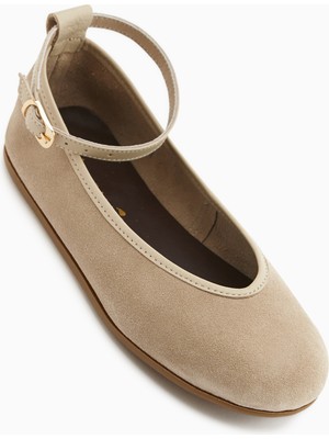 Limoya Jenin Hakiki Deri Bej Süet Kemerli Kadın Babet