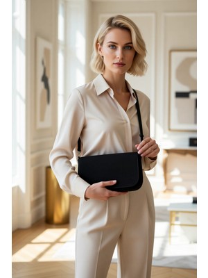 Benerly Kadın Mini Omuz Çantası Düz Desen Kapaklı Ayarlanabilir Askılı Günlük Kullanım Için Uygun Şehir