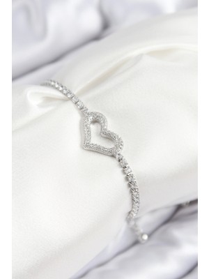 VeraGlobe Buğz Pirinç Zirkon Taşlı Kalp Model Gümüş Renk Asansörlü Kadın Bileklik