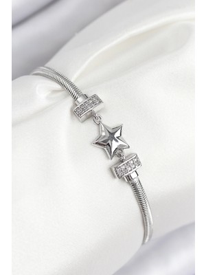 VeraGlobe Buğz Pirinç Zirkon Taşlı Yonca Model Gümüş Renk Kadın Bileklik