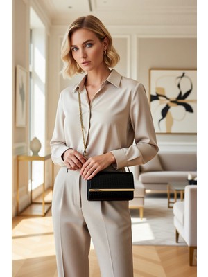 Benerly Kadın Kroko Desenli Mini Clutch Çanta Zincir Askılı Kapaklı Kilit Mekanizmalı Metal Aksesuarlı