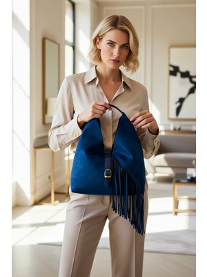 Benerly Kadın Orta Boy Omuz Çanta Püskül Detay Toka Aksesuar Dokulu Düz Desenli Geniş Iç Hacimli