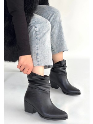 Erbilden Lukana Siyah Cilt Topuklu Körüklü Bot