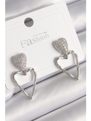 Karahanbey Pirinç Gümüş Renk Zirkon Taşlı Kalp Model Kadın Küpe - Lisinya