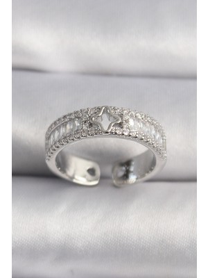 Karahanbey Pirinç Gümüş Renk Zirkon Taşlı Yıldız Işleme Vip Seri Kadın Yüzük - Lisinya