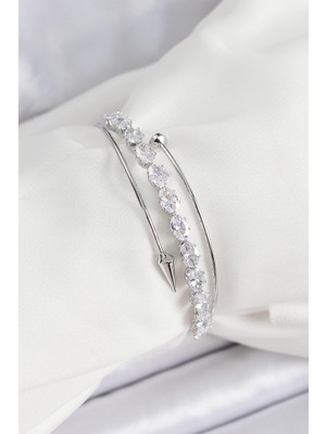 Karahanbey Pirinç Gümüş Renk Arpa Zirkon Taşlı Kadın Bileklik - Lisinya