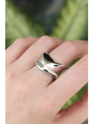 Karahanbey Pirinç Gümüş Renk Ayarlanabilir Kalın Ezme Yüzük - Lisinya