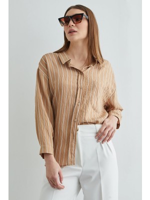 FullaModa Çizgili Krep Kumaş Tek Cepli Arkası Uzun Salaş Gömlek