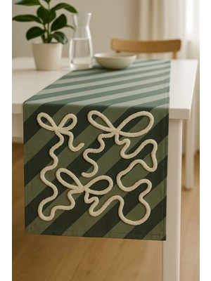 PremiumPort Şık ve Şık Nakış Detaylı 40X140 cm Koşu Temalı Runner Örtü