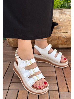 Erbilden Jatay Siyah Cilt Sandalet