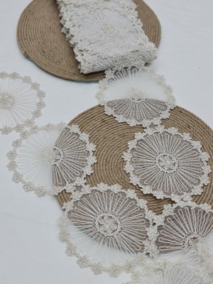 PremiumPort Şık Fransız Dantel Dekoratif Güpür Kokteyl Masa Örtüsü