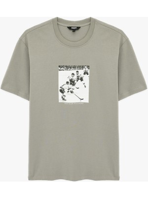 Koton Regular Fit Kısa Kollu Bisiklet Yaka Pamuklu Baskılı Tişört