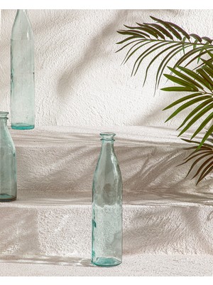 PremiumPort Yeşil Cam Vazo, Şık ve Sürdürülebilir Dekorasyon Parçası