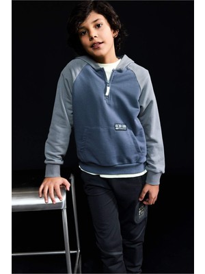 DeFacto Erkek Çocuk Oversize Kapüşonlu Baskılı Sweatshirt G6135A826SP