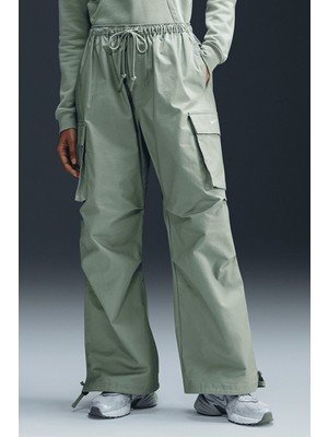 Nike Sportswear Oversized Cargo Dans Pant Kadın Oversize Kargo Cepli Dokuma Eşofman Altı Yeşil