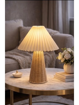 PremiumPort Şık Hasır Abajur ile Estetik Masa Lambası, Modern ve Şık Tasarım