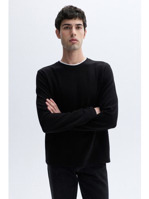 Yaka Detaylı Bisiklet Yaka Sweatshırt