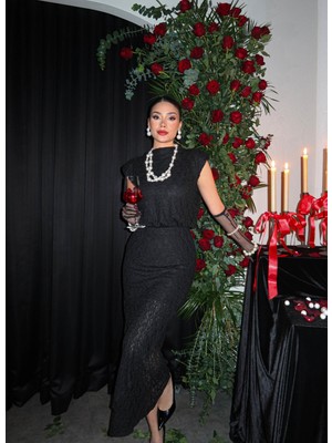 Esra Helvacı Sıfır Kol Belden Oturtmalı Dantel Elbise