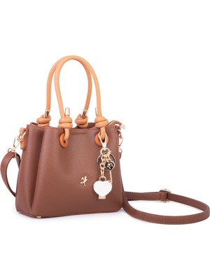 Nas Bag Kadın Charmlı Mini El ve Çapraz Çanta (En :19 cm , Boy:15 Cm) Taba Lopez