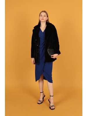 buğrahayalin Peluş Kumaş Kadın Siyah Kaban