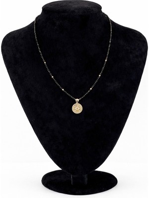 Pangu Yuvarlak Madalyon Figürlü Siyah Boncuk Kolye