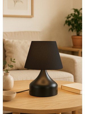 PremiumPort Şık Siyah Kumaş Abajur, Modern ve Zarif Dekorasyon Parçası