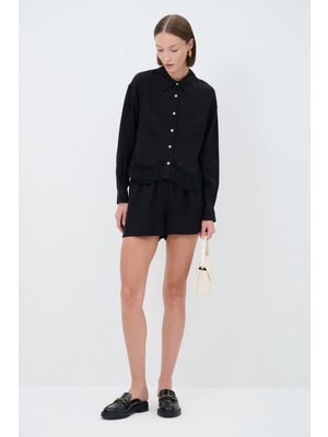 Beli Lastikli Nakışlı Şort