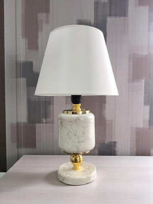 PremiumPort Şık Seramik Oval Abajur, Beyaz Mermer ve Gold Detaylı Aydınlatma