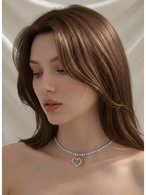 Eva Takı Store Tek Sıralı Kalp Figürlü Kristal Taşlı Choker Tasma Silver Renk Kolye