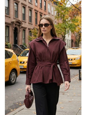 Lela Regular Fit Dik Yaka Geniş Omuzlu Kuşaklı Trençkot Bayan Trençkot 6927623