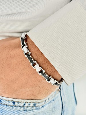 Ferro Gümüş ve Siyah Çelik Erkek Bileklik FRJ10118A-J 2 Yıl Garantili Hediye Paketli