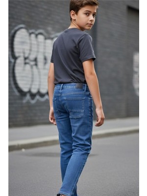 Pina Kids Erkek Çocuk Likralı Taşlanmış Kot Pantolon PNT2606