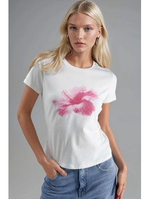 Hiccup Kadın Desenli Vücuda Oturan T-Shirt Beyaz