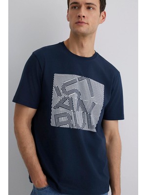 Mavi Erkek Baskı Detaylı %100 Pamuk T-Shirt M0612990 Lacivert