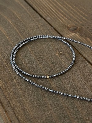 Aida Jewelss 14 Ayar Altın Dorika Detaylı Doğal Terahertz Taşlı Zarif Altın Kolye